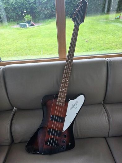 Gibson Epiphone Thunderbird E1 bass guitar tobacco sunburst
