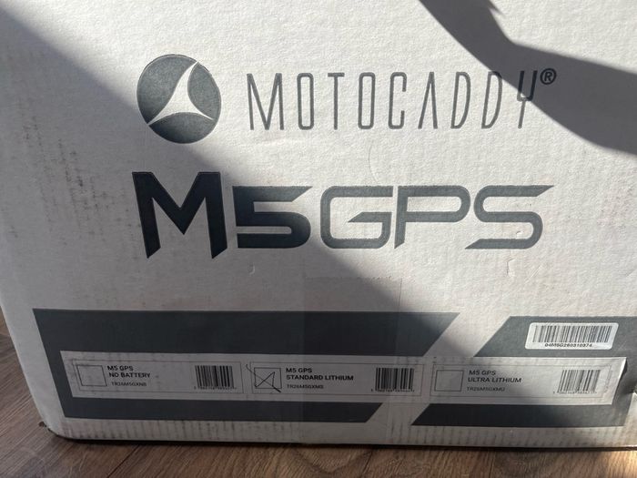 Motocaddy M5 GPS Electric Golf Trolly