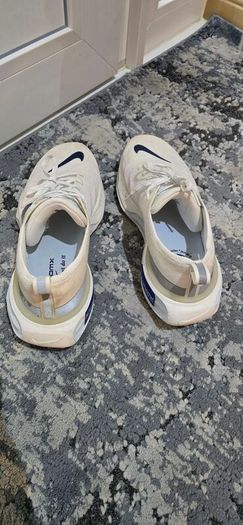 Nike Invincible 3