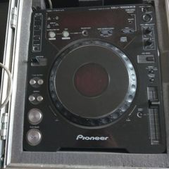Pioneer CDJ1000 MK2 + Flight Case