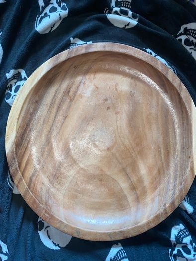 Wooden plate acacia handcrafted big size 46 cm