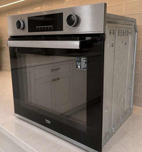 Beko AeroPerfect 60cm single built in fan oven