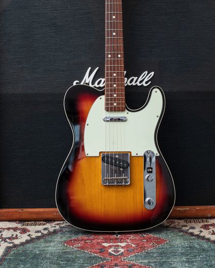 Fender Traditional '60s Telecaster Custom 2018 - 3-Tone Sunburst