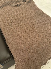 Throw / blanket in knit style