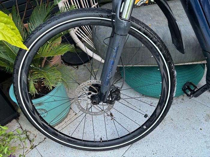 Giant Fathom E+ Electric Bike