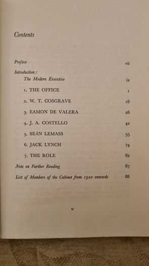 Chairman Or Chief. By Brian Farrell. Signed First Edition  1971 Paperback In Fair Condition. Published By Guill And Macmillan. 32.
