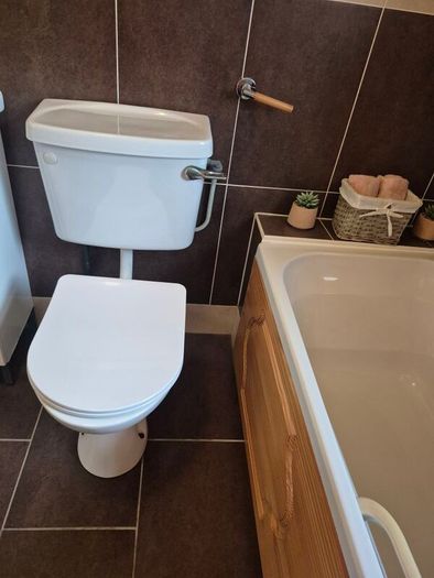 bathroom suite