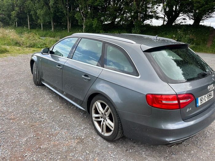 Audi A4 Avant S Line 2.0 TDI 174hp  Full Spec