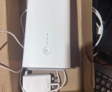 Huawei 5G CPE Pro2  5g sim router