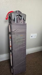 travel cot