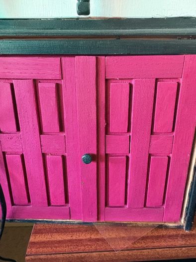 Stunning approx 140cm high 4 story extra large Georgian dolls house with contents, servants quarters and separate garage