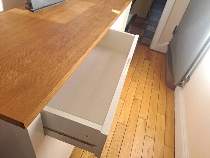 sideboard