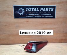 Lexus es 2019-on right taillight