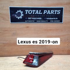 Lexus es 2019-on right taillight