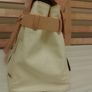 cream woman hand bag Image 4