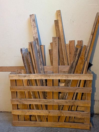 Free Pallet Wood
