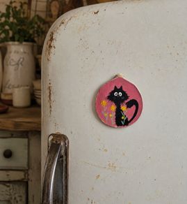 Hand painted wooden magnet!