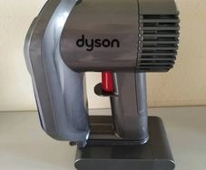 Dyson cordless vacuum cleaner