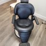 Barber / Beauty Reclining Chair Image 2