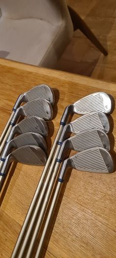golf set (vantage clubs)
