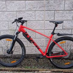 Trek Marlin 6 Gen 3 Mountain hybrid bike