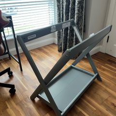 UPPAbaby bassinet stand
