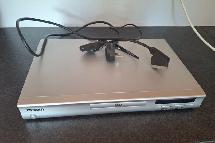 Maxim DVD player