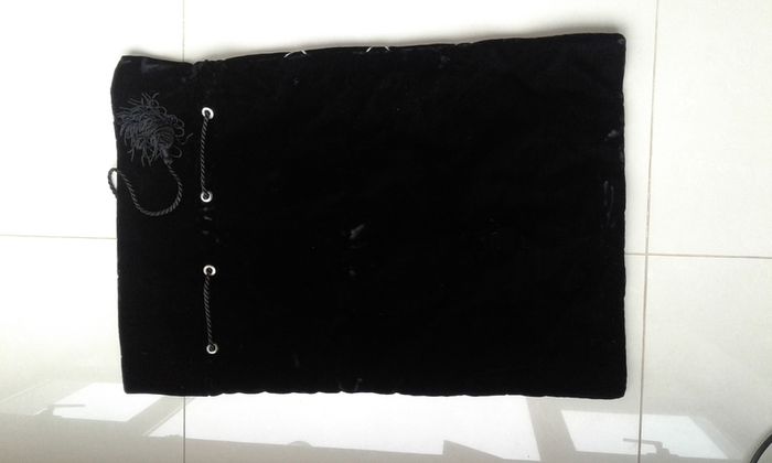 Vintage Hamper Black Velvet Bag