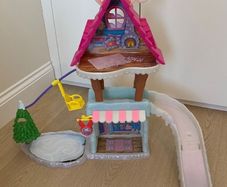 Enchantimals SKI CHALET