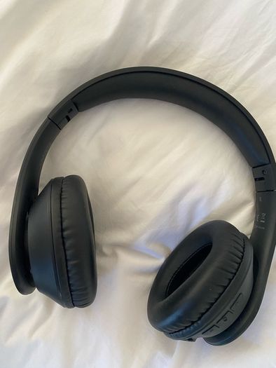 Bluetooth headphones