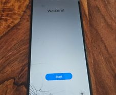 Samsung A32 - Damaged Screen