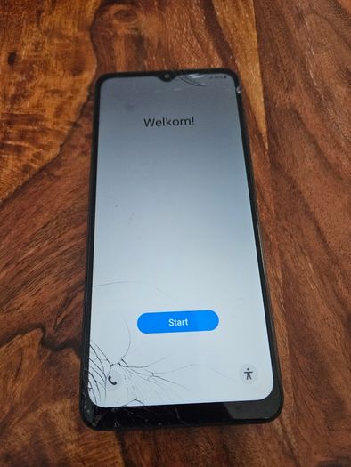 Samsung A32 - Damaged Screen