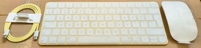 Apple Magic Keyboard with Touch ID A3118 + Magic Mouse A3208 + Cable GENUINE (Brand New/ Type C) Gold