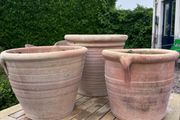 Set of 3 terracotta pots
