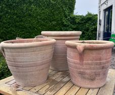 Set of 3 terracotta pots