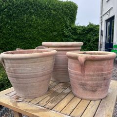 Set of 3 terracotta pots