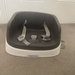 Ingenuity - Booster seat for dining table 2in1 SMARTCLEAN TODDLER grey need gone ASAP due to house clearance in great condition minimal use