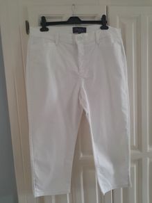NYDJ White Cropped Jeans New