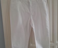 NYDJ White Cropped Jeans New