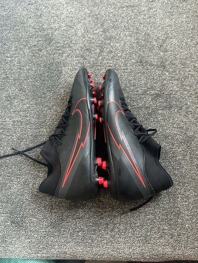 Nike boots