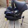 Maxi Cosy car seat and iso fix base Image 2