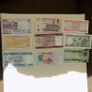 Lot of 9 Uncirculated Banknotes from Africa.No 14. Image 5