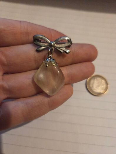 Vintage Ladies Brooch