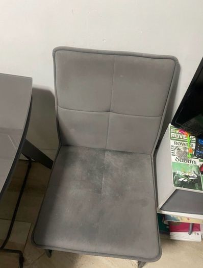 table an chairs