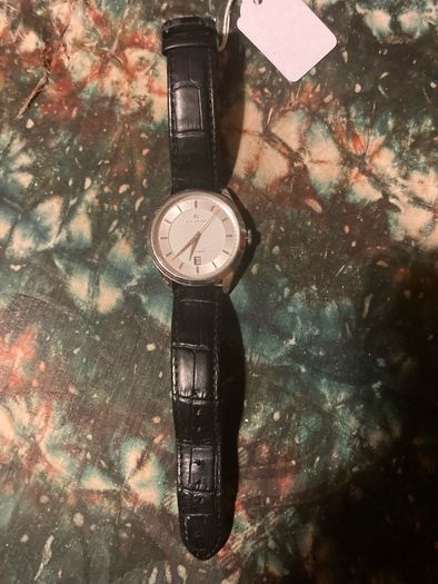 Accurist men's watch free postage