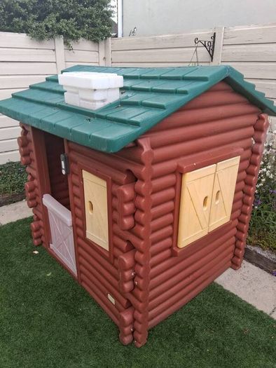Little Tikes Log Cabin & Playhouse