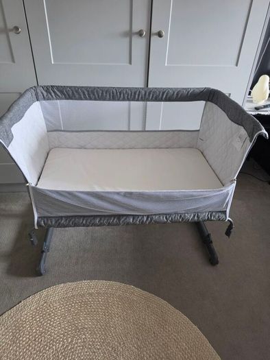 Next to me cot