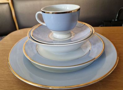Royal Doulton Bruce Oldfield  Regency Blue 5 pc Dinner Service