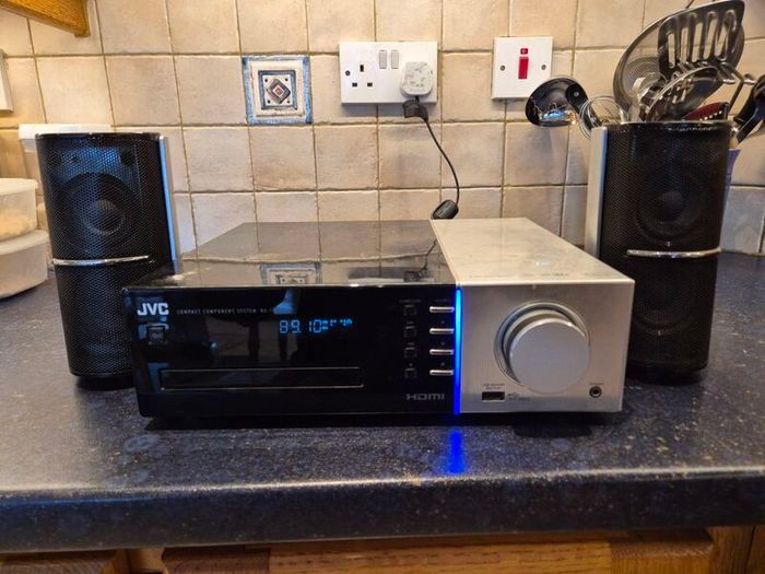 Free - Jvc Dvd/cd/radio