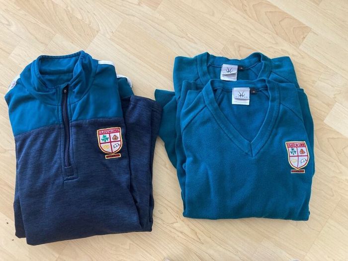 Colaiste na coiribe uniform jumpers and halfzips